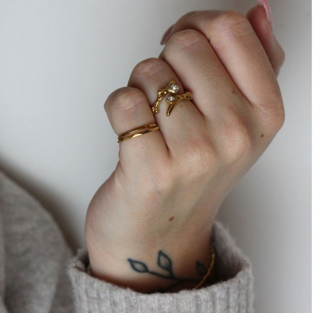 Sparkling Ring