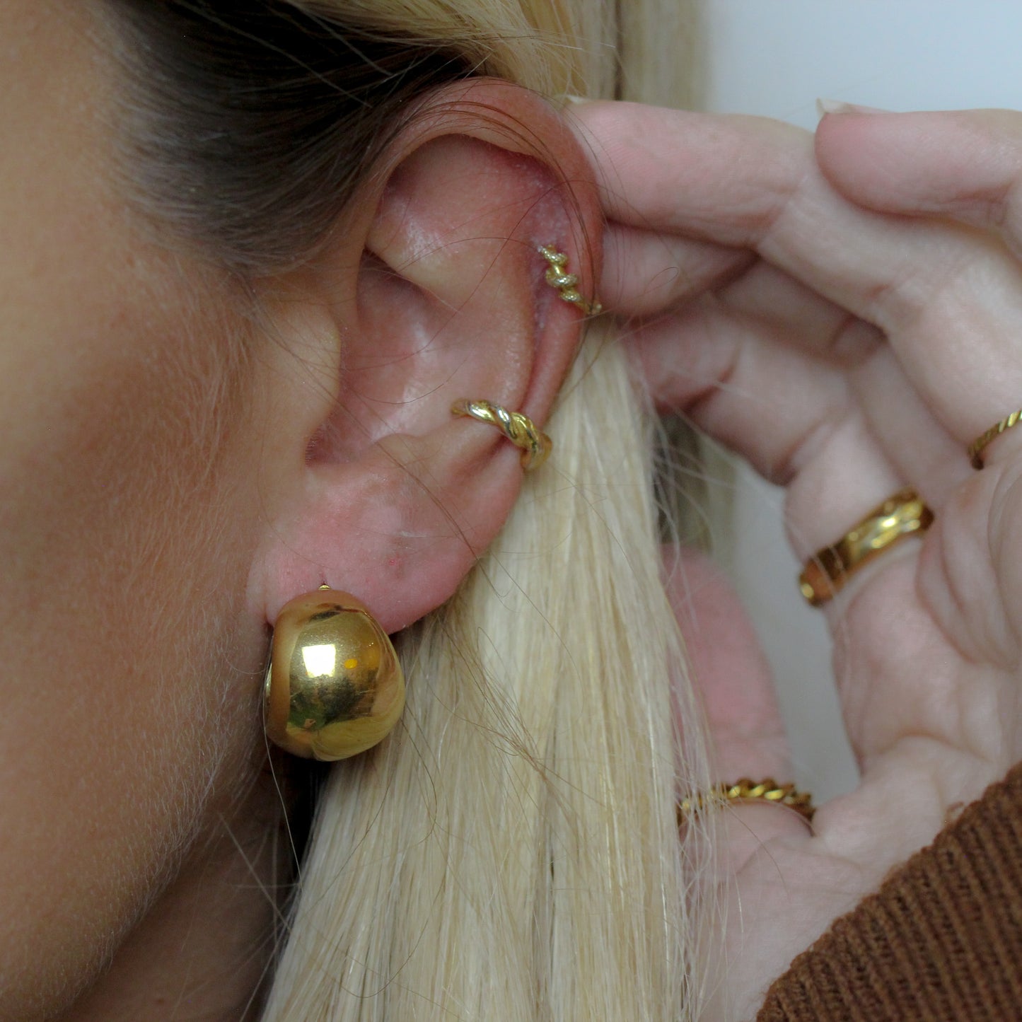 1 x Chunky Hoops