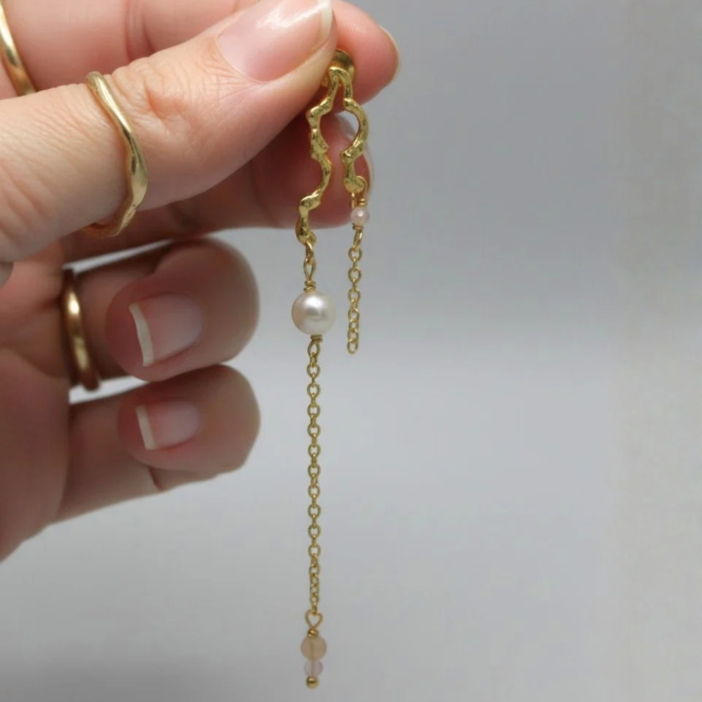 Twisted Pearl Earring/ Ørering