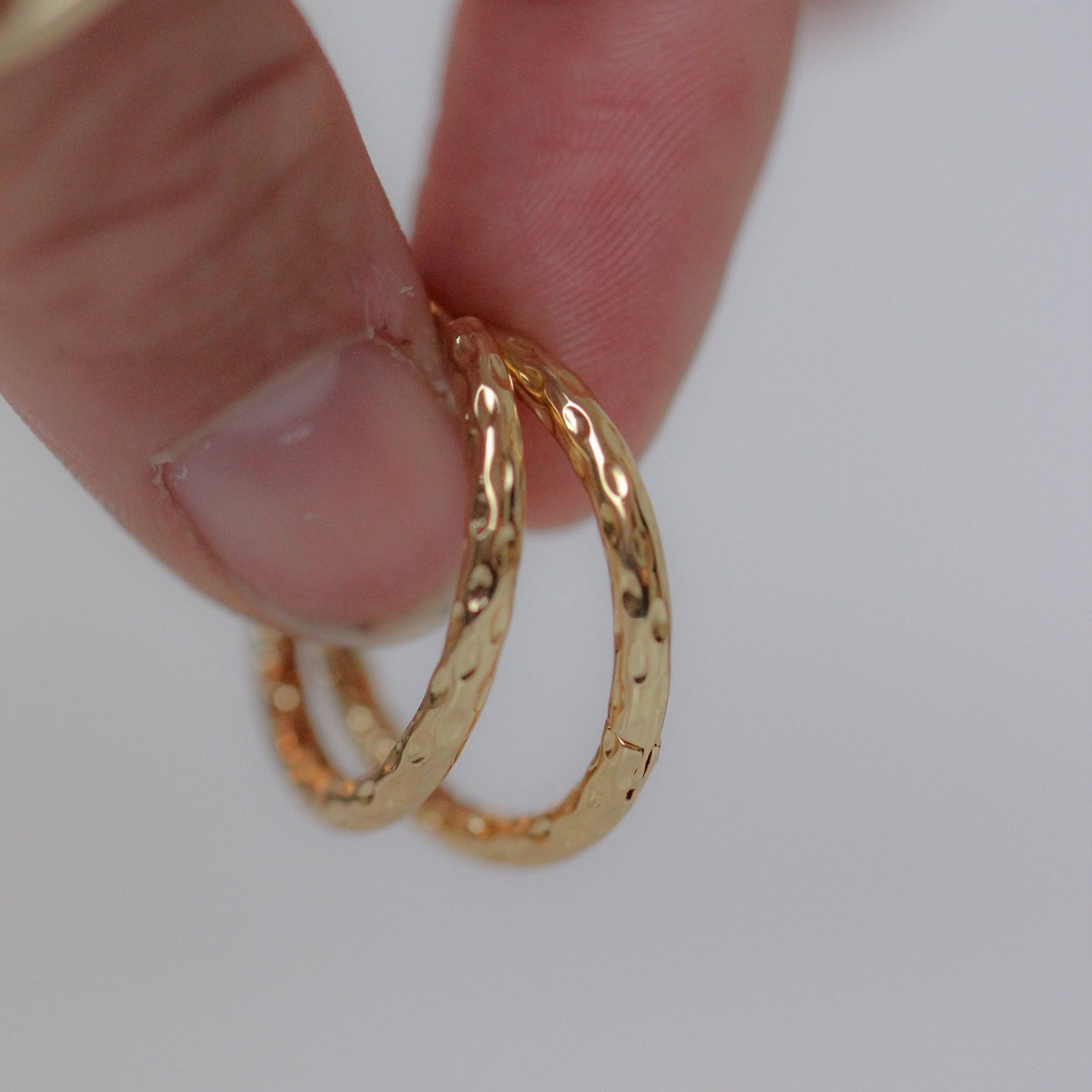 1 x Hammered Hoops