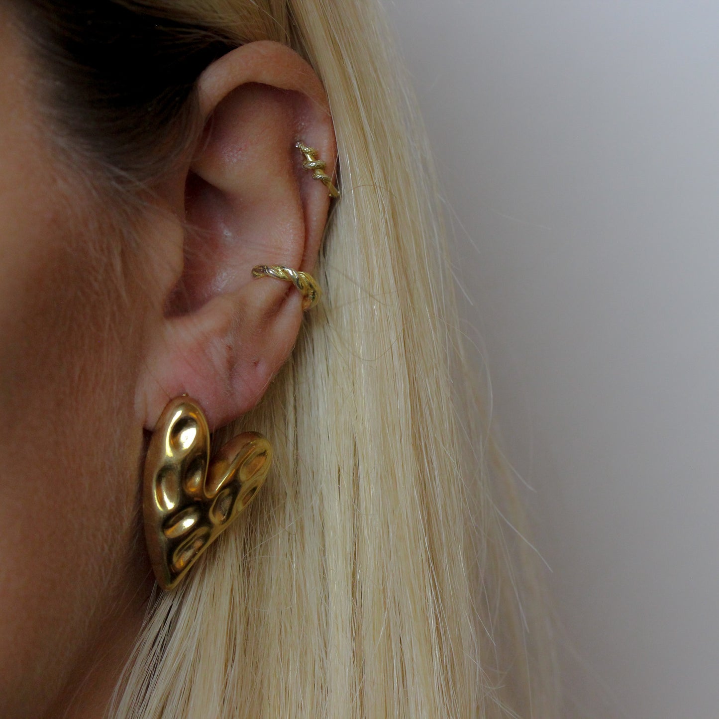 1 x Rustic Hoops