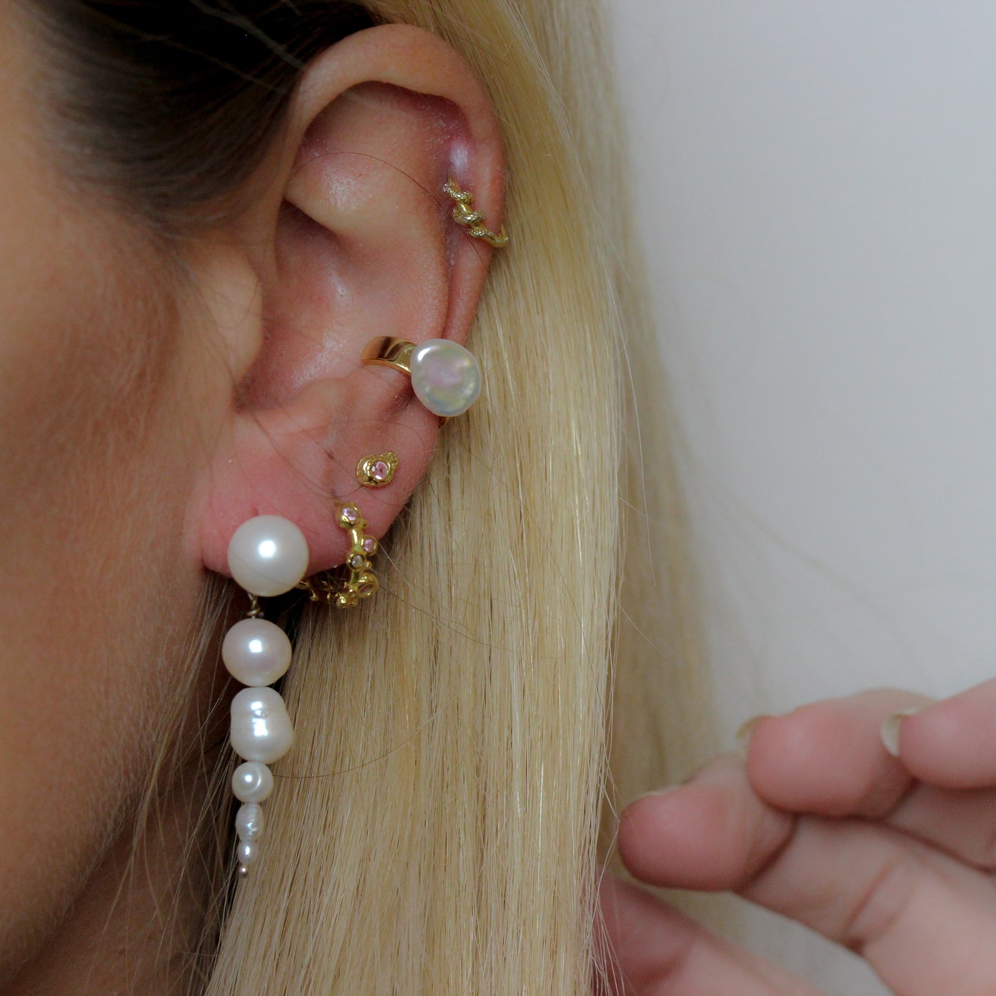 1 x Pearl Earcuff
