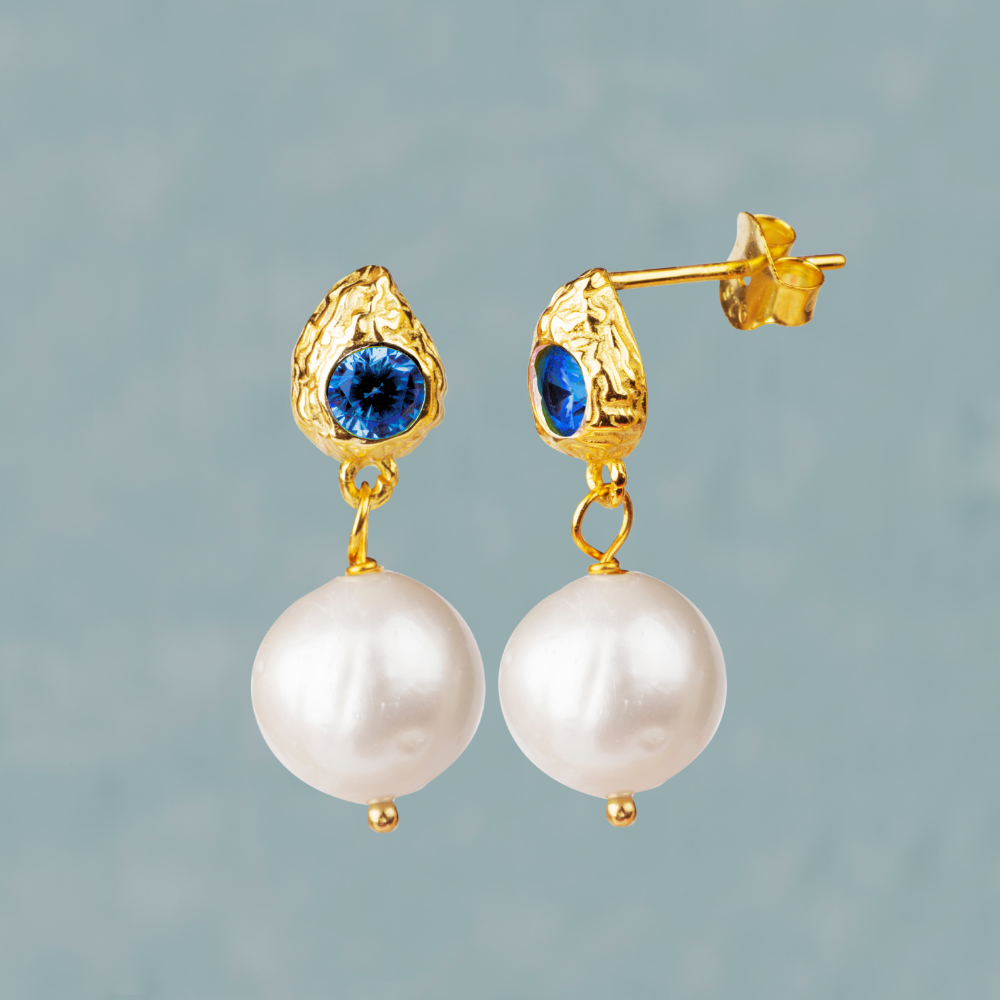 1 x Sparkling Pearls