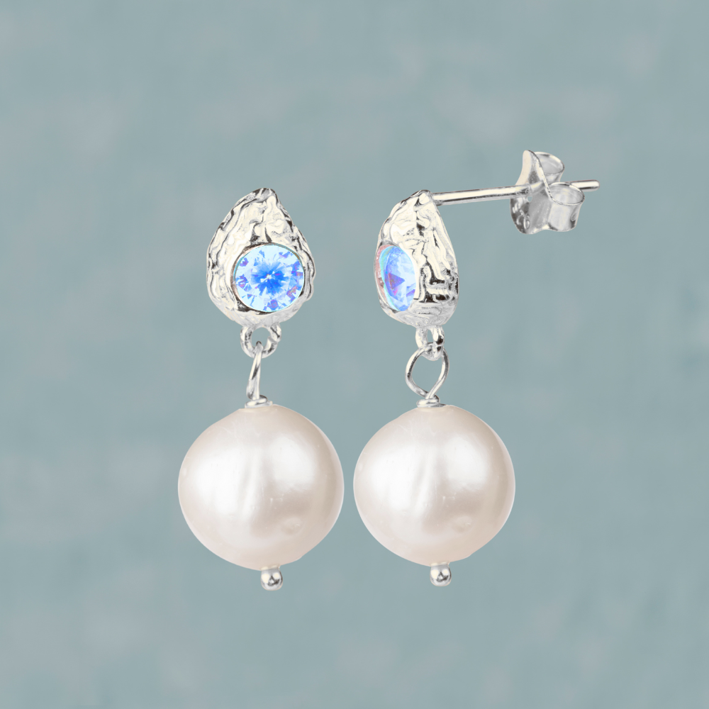 1 x Sparkling Pearls