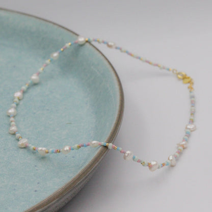 BEADSIEE Pearl Necklace // Pastel