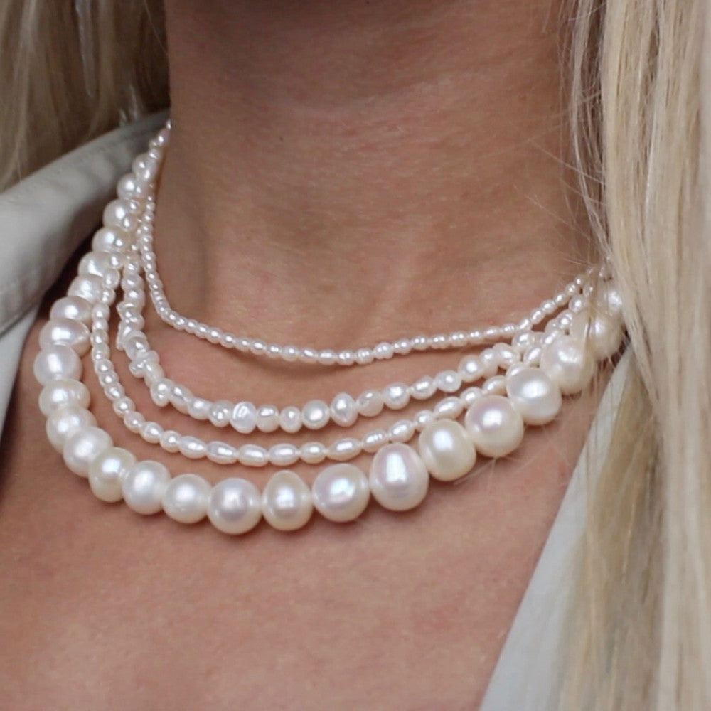 Pearly Necklace (Stor)