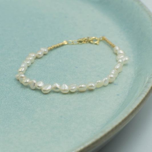 Pearly Bracelet