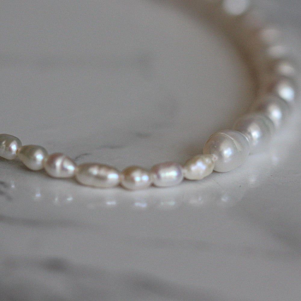 Pearly Necklace // Half