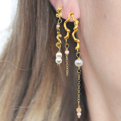 Twisted Pearl Earring/ Ørering