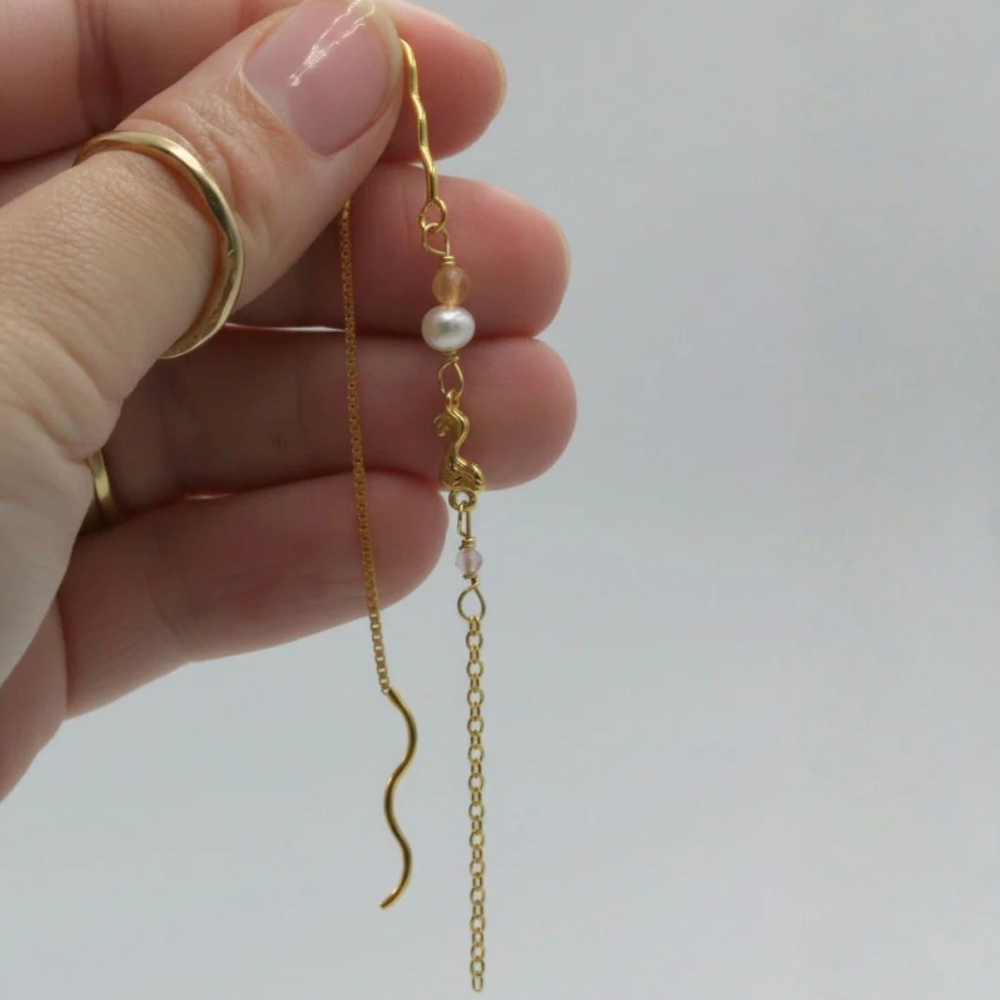 Wavy Pearl Chain/ Ørering