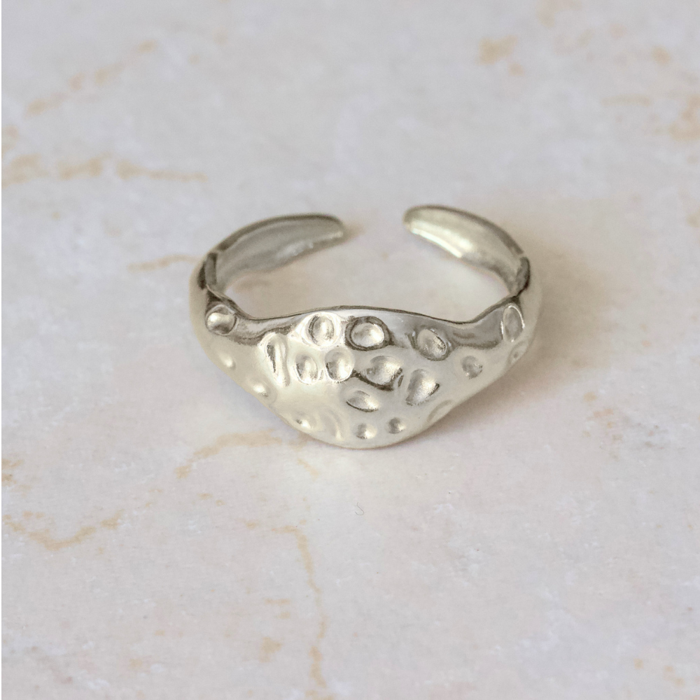 Open Signature Ring