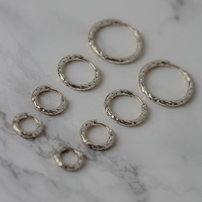 1 x Hammered Hoops