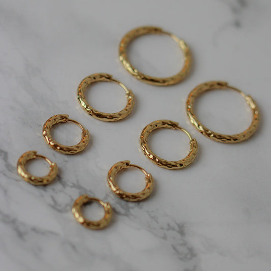 1 x Hammered Hoops